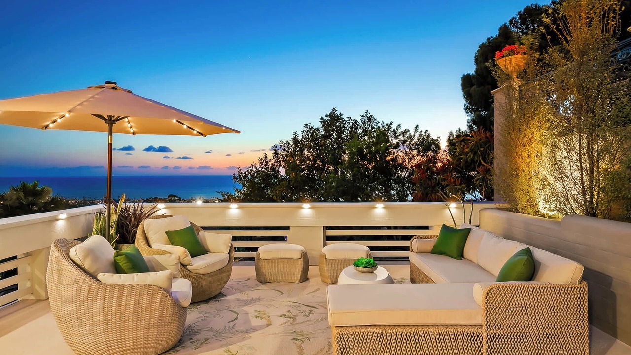 Photo of Patio Balcony in Country Club