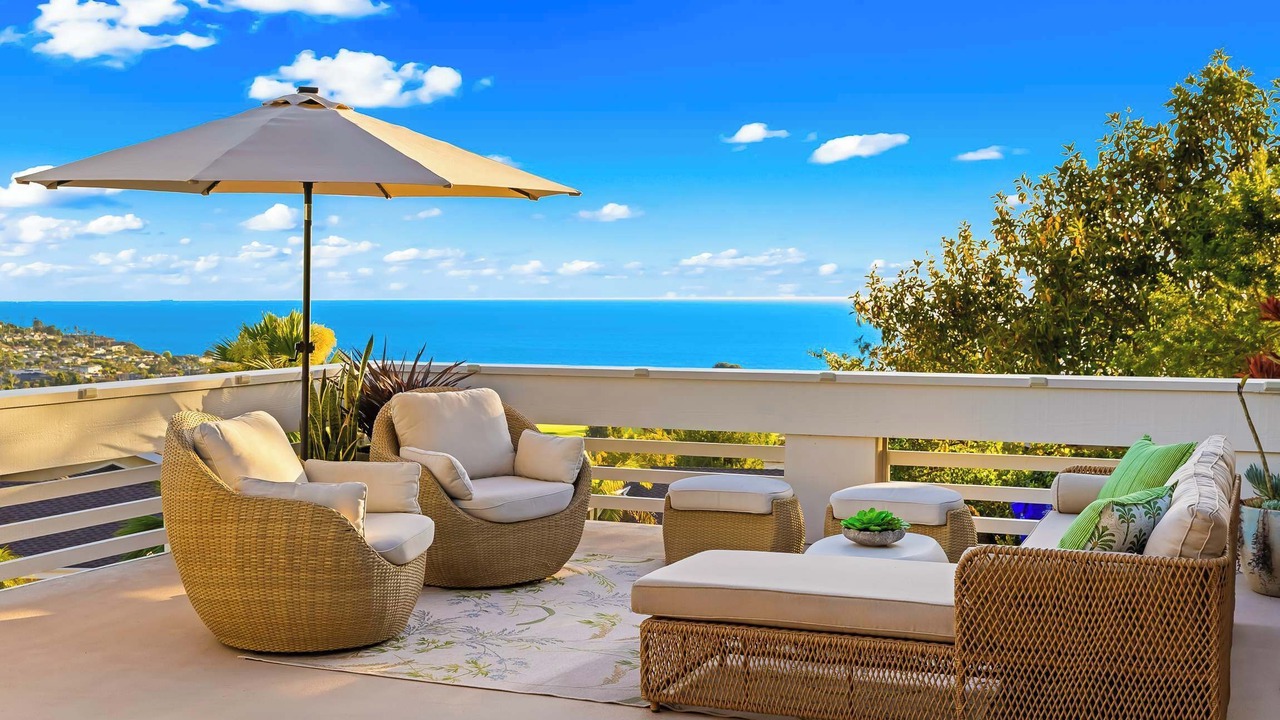 Photo of Patio Balcony in Country Club