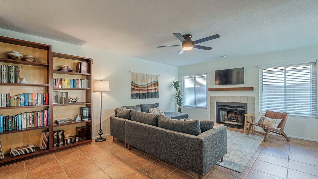 Photo of Livingroom in Chandler