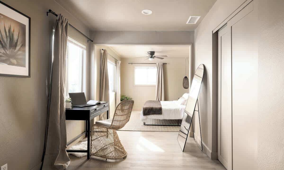 Photo of Bedroom in Valencia Park
