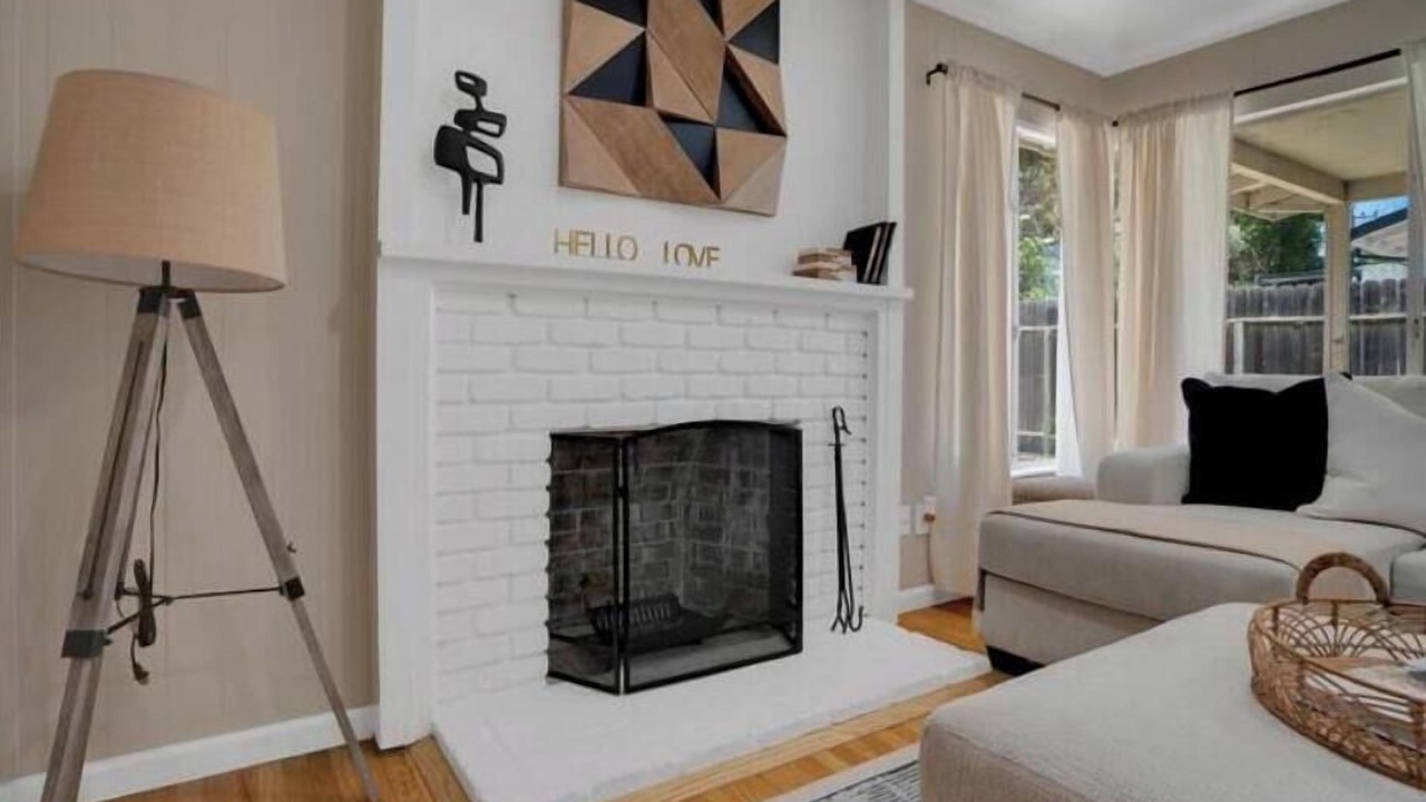 Photo of Livingroom in May Valley