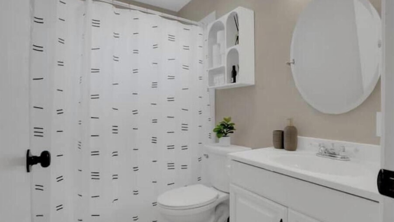 Photo of Bathroom in May Valley