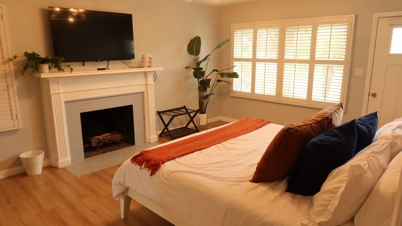 Photo of Bedroom in South of Conant