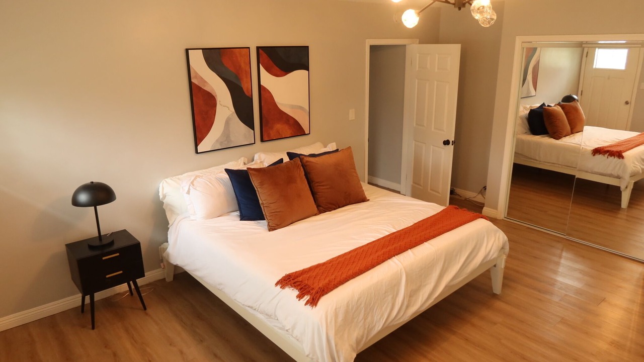 Photo of Bedroom in South of Conant