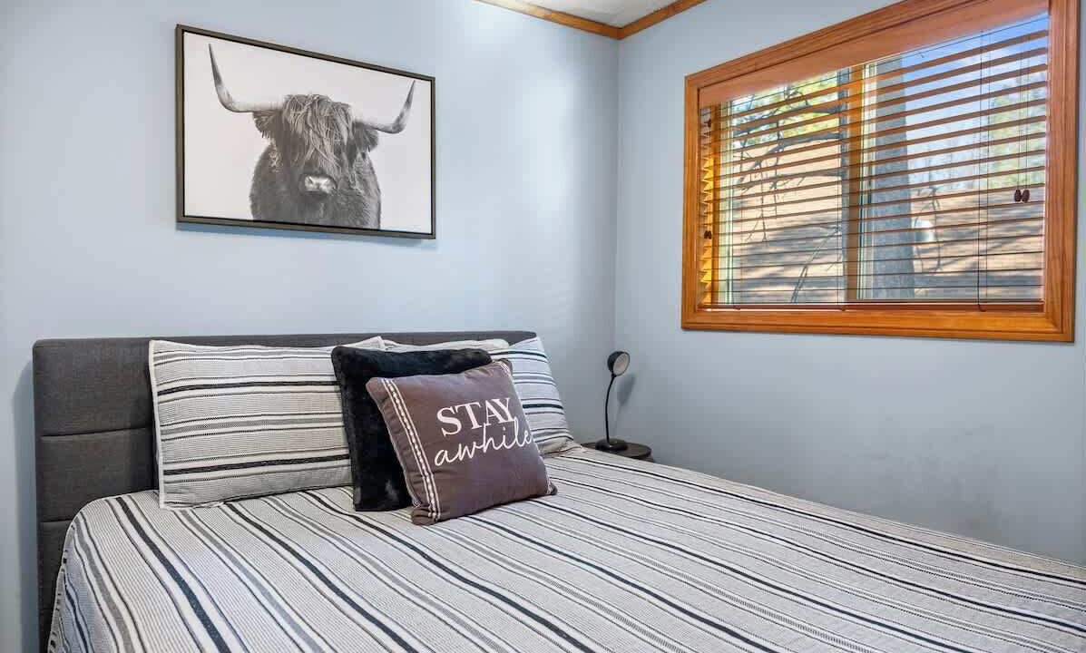 Photo of Bedroom in Summit Estates