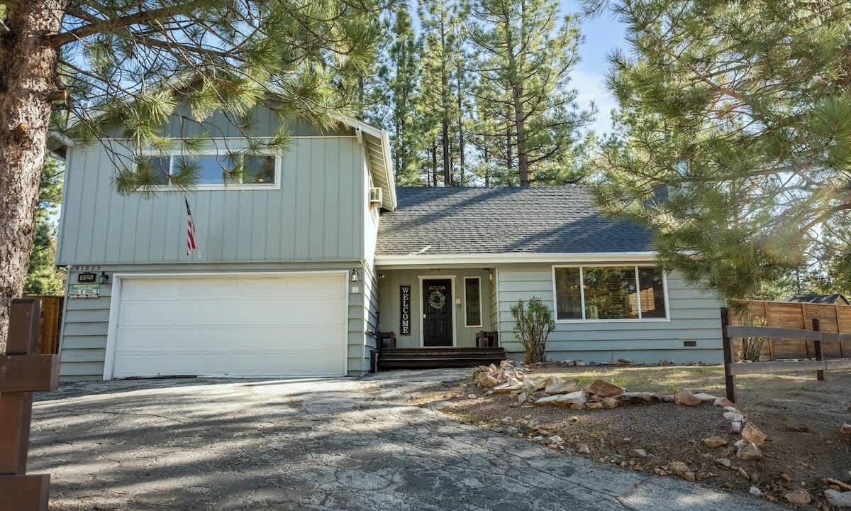 Photo of Outdoor in Summit Estates