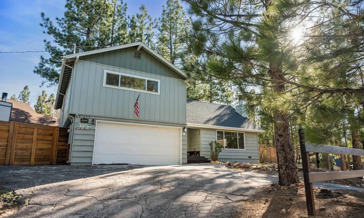 Photo of Outdoor in Summit Estates