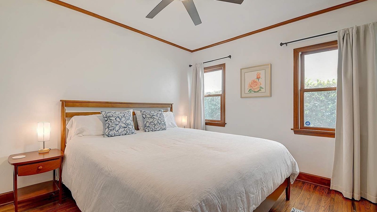 Photo of Bedroom in Belmont Shore