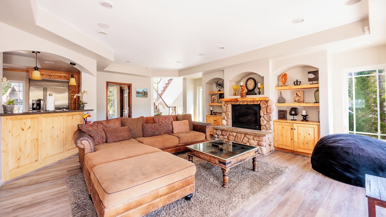 Photo of Livingroom in Boulder Bay