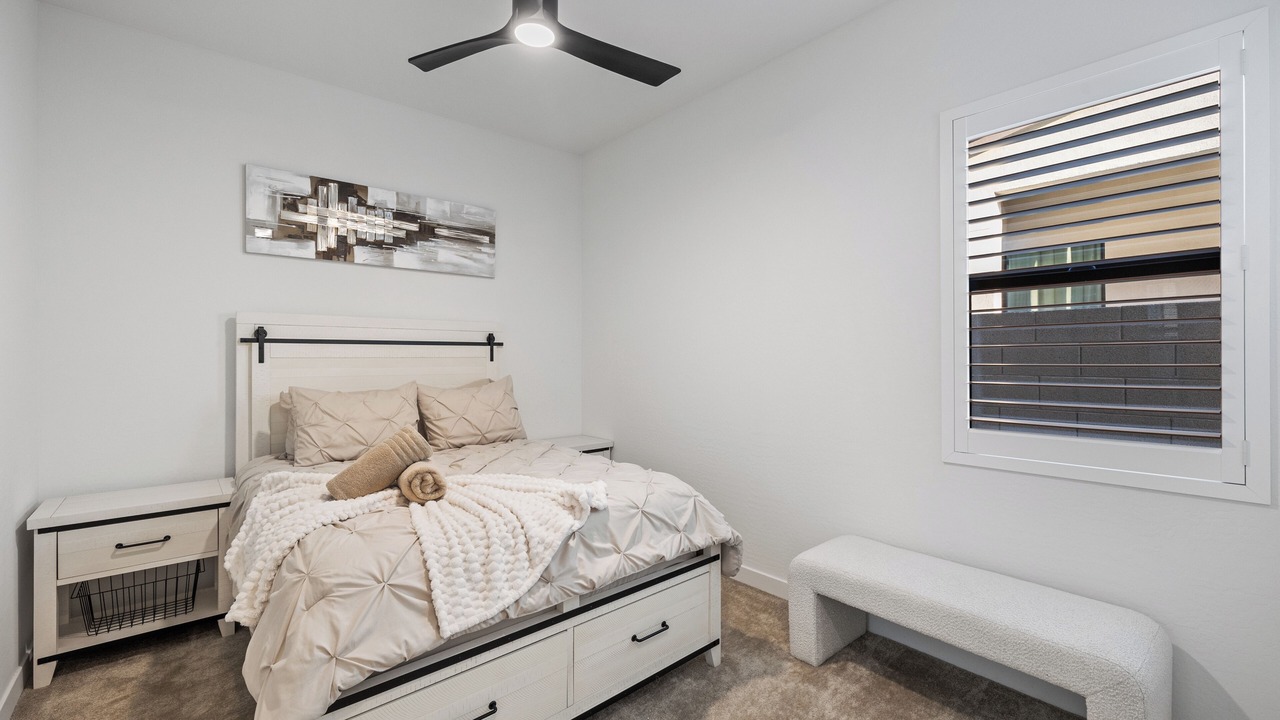 Photo of Bedroom in South Mountain