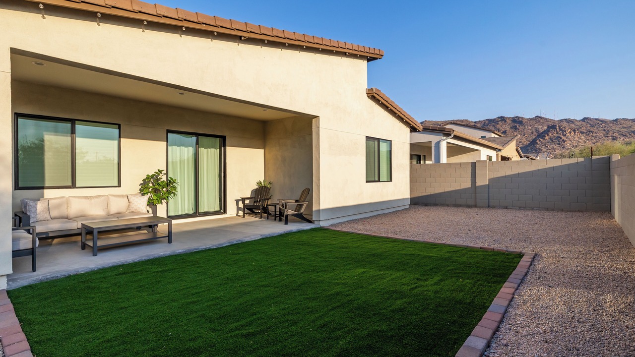 Photo of Patio Balcony in South Mountain