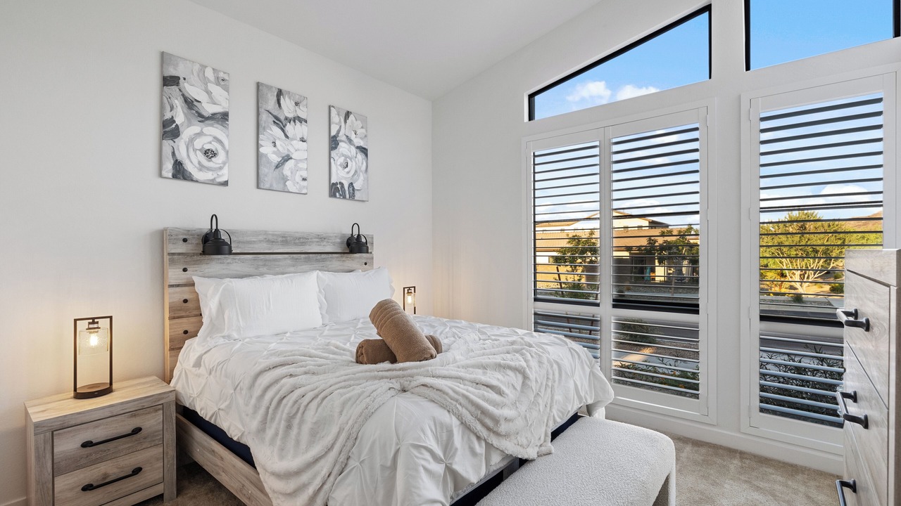 Photo of Bedroom in South Mountain