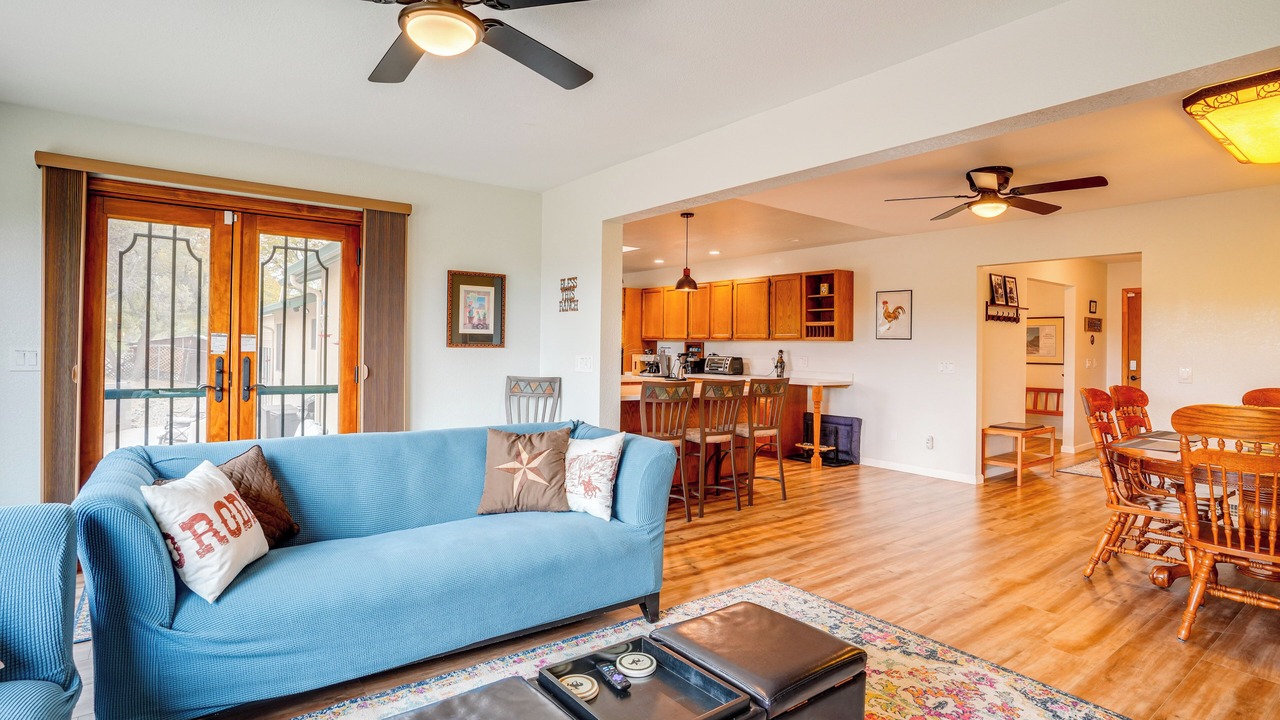 Photo of Livingroom in Williamson