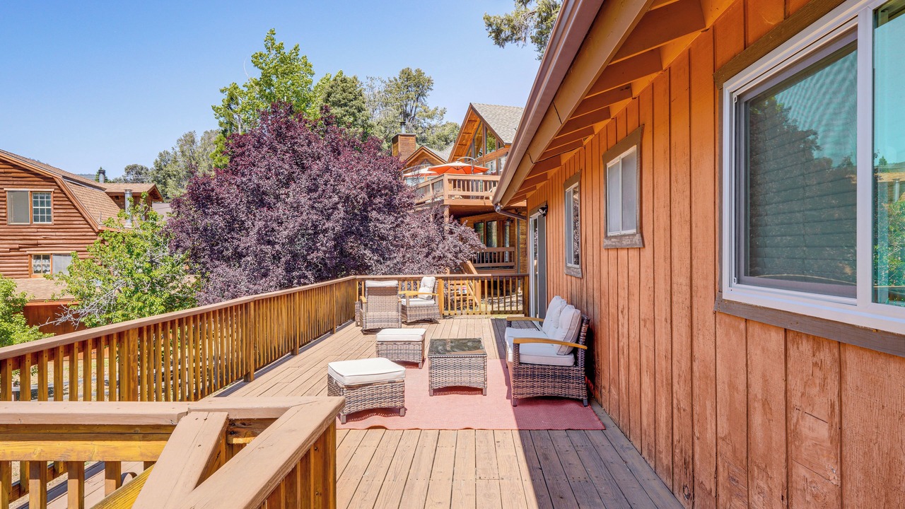 Photo of Patio Balcony in Pine Mountain Club