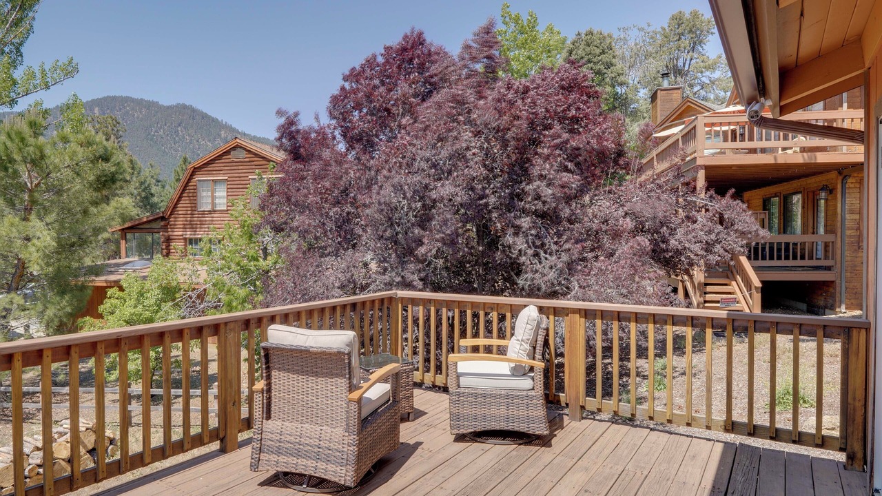 Photo of Patio Balcony in Pine Mountain Club
