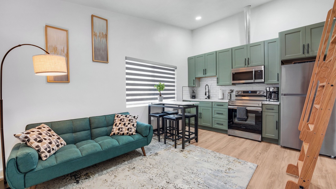 Photo of Livingroom in North Valley