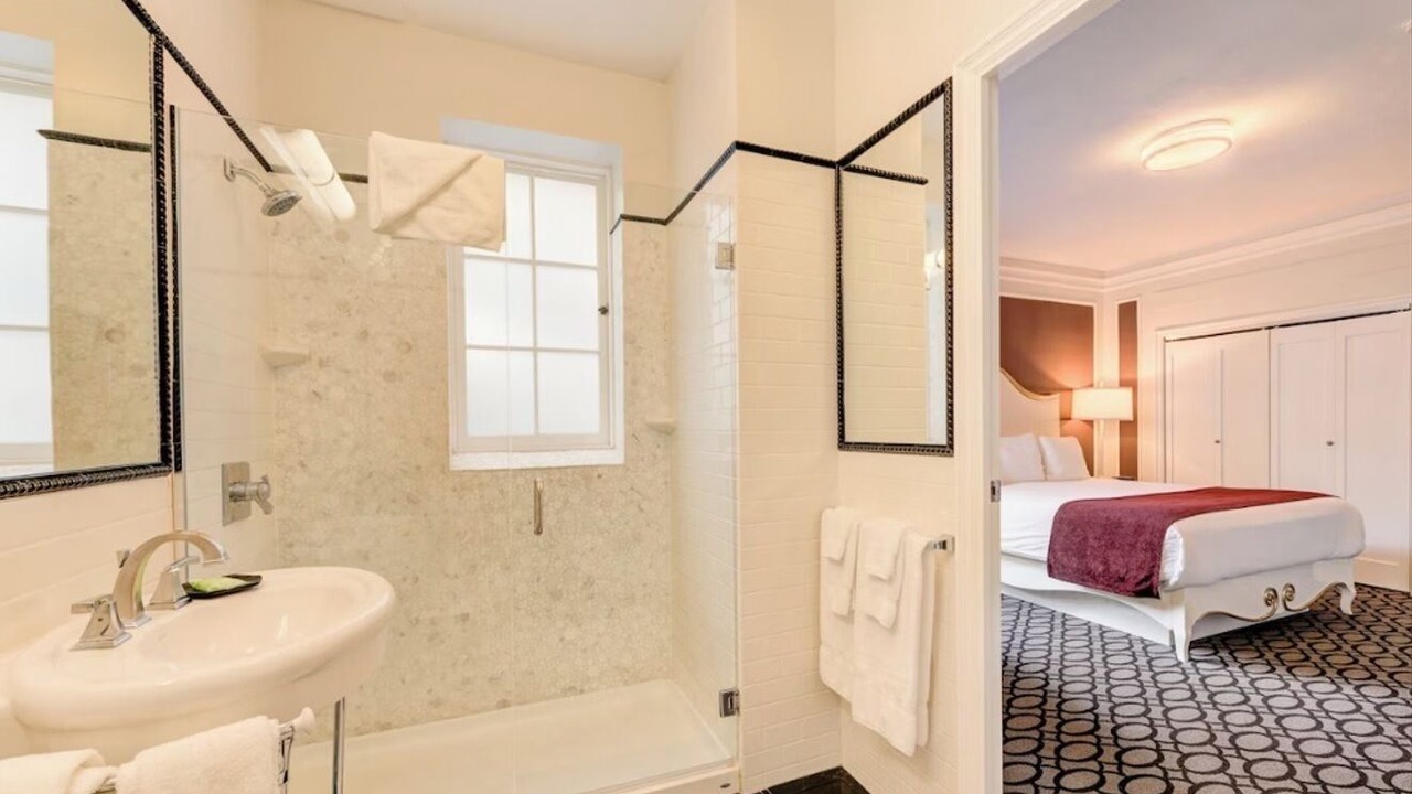 Photo of Bathroom in Park West