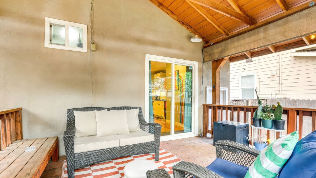 Photo of Patio Balcony in New Era Park