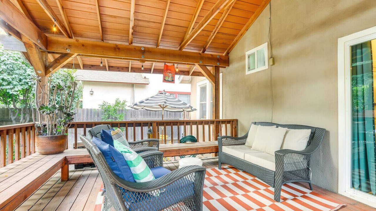 Photo of Patio Balcony in New Era Park