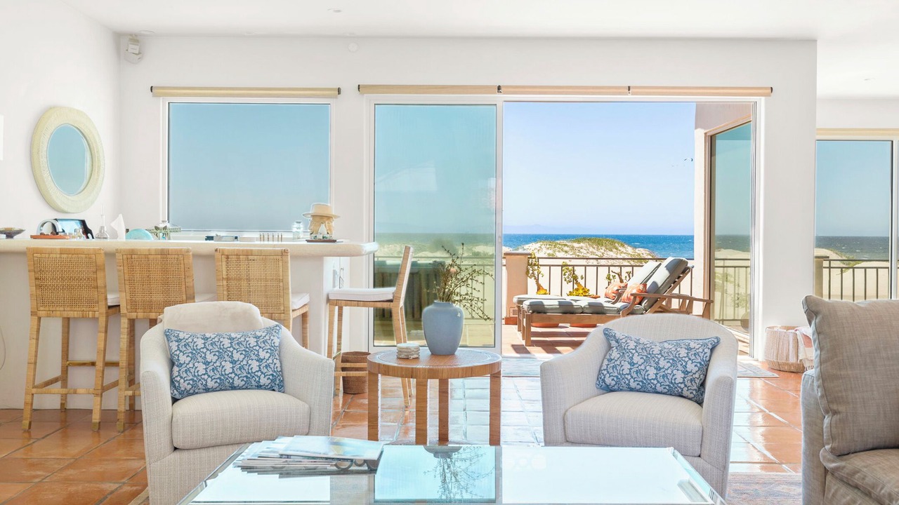 Photo of Livingroom in Oxnard Shores