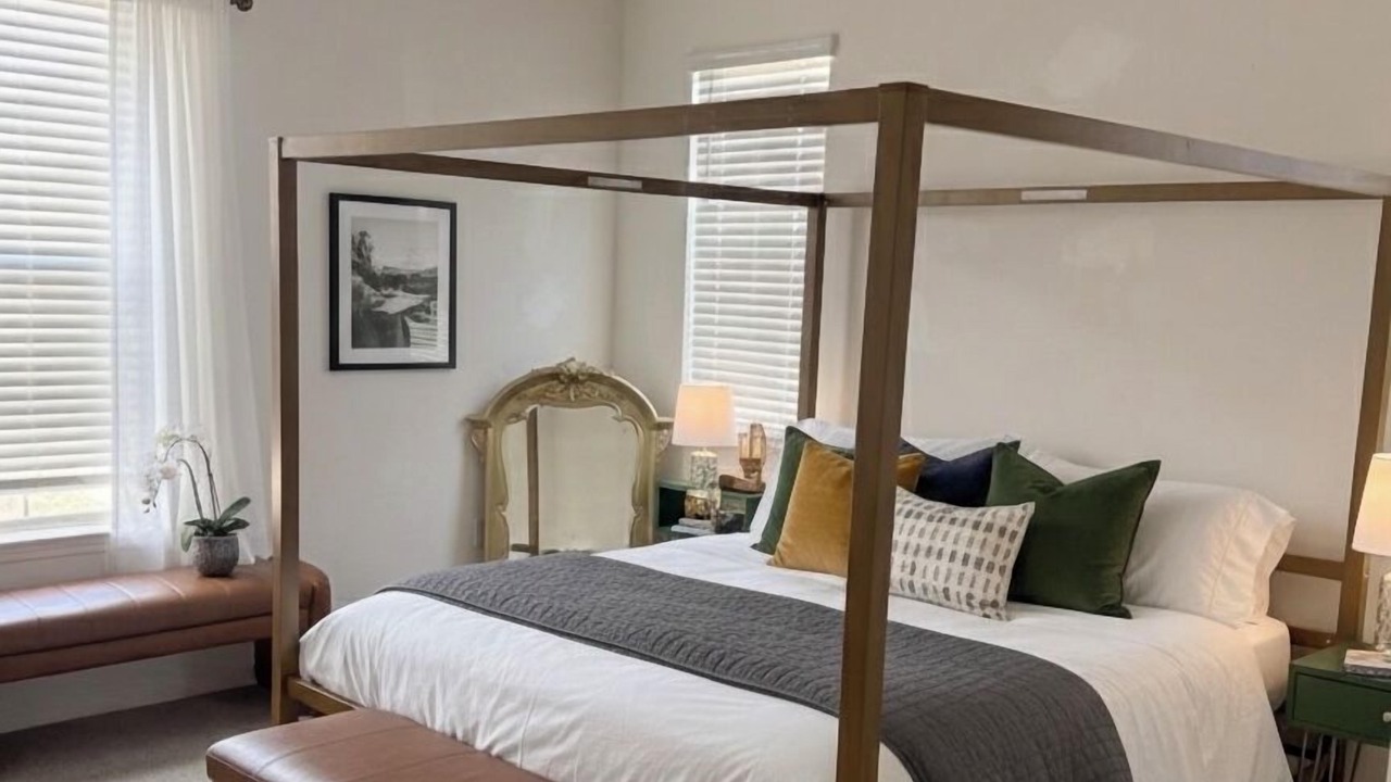 Photo of Bedroom in Roseville