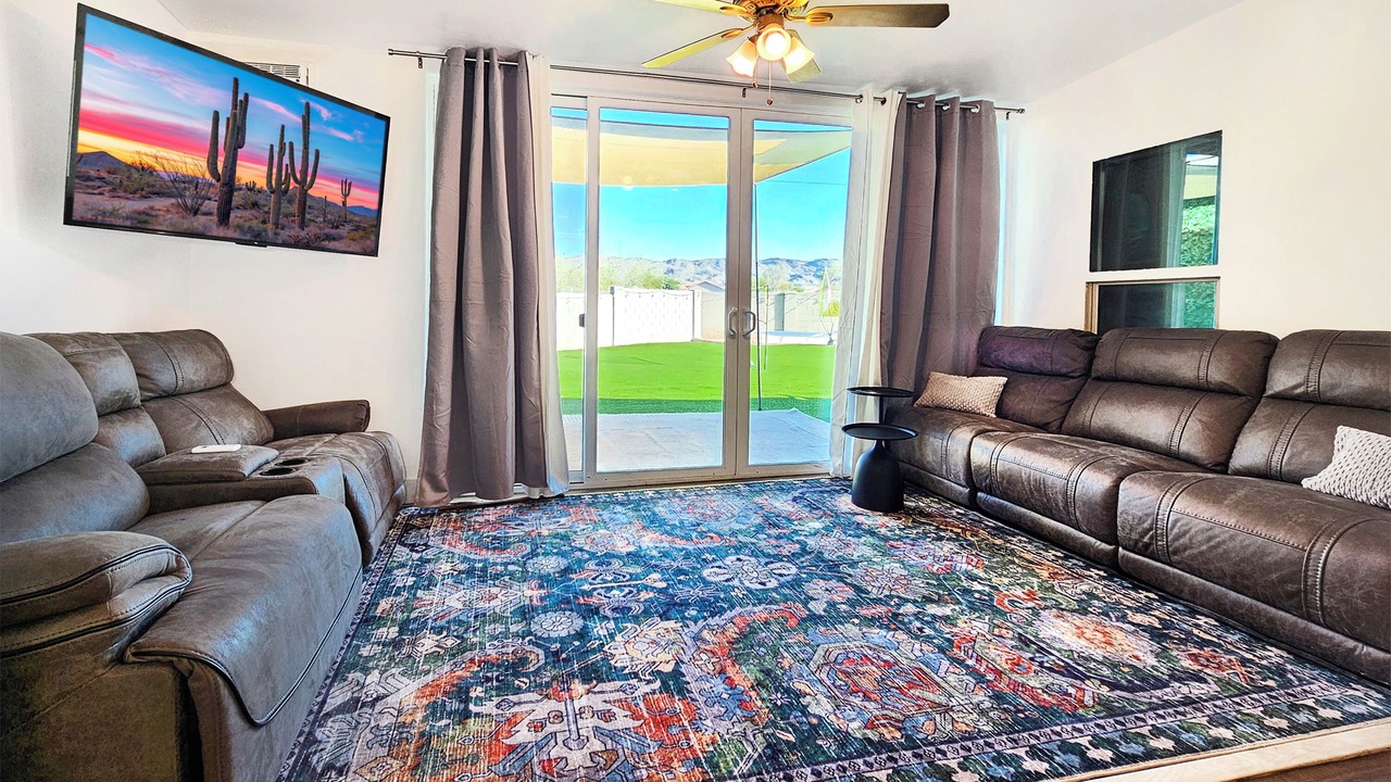 Photo of Livingroom in South Mountain
