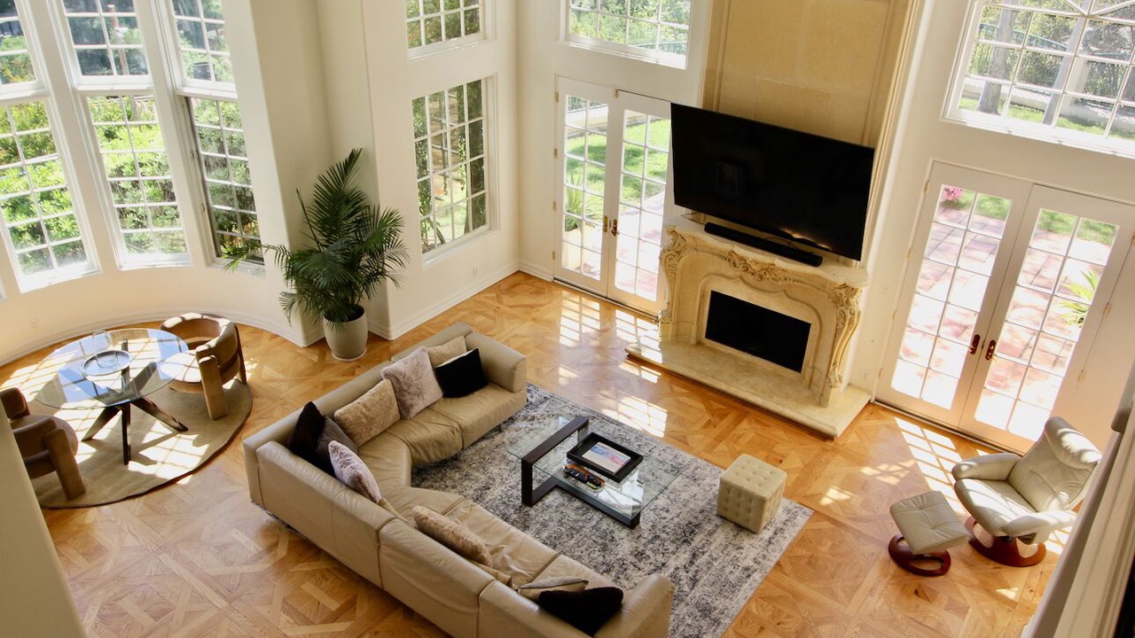 Photo of Livingroom in Hollywood Hills