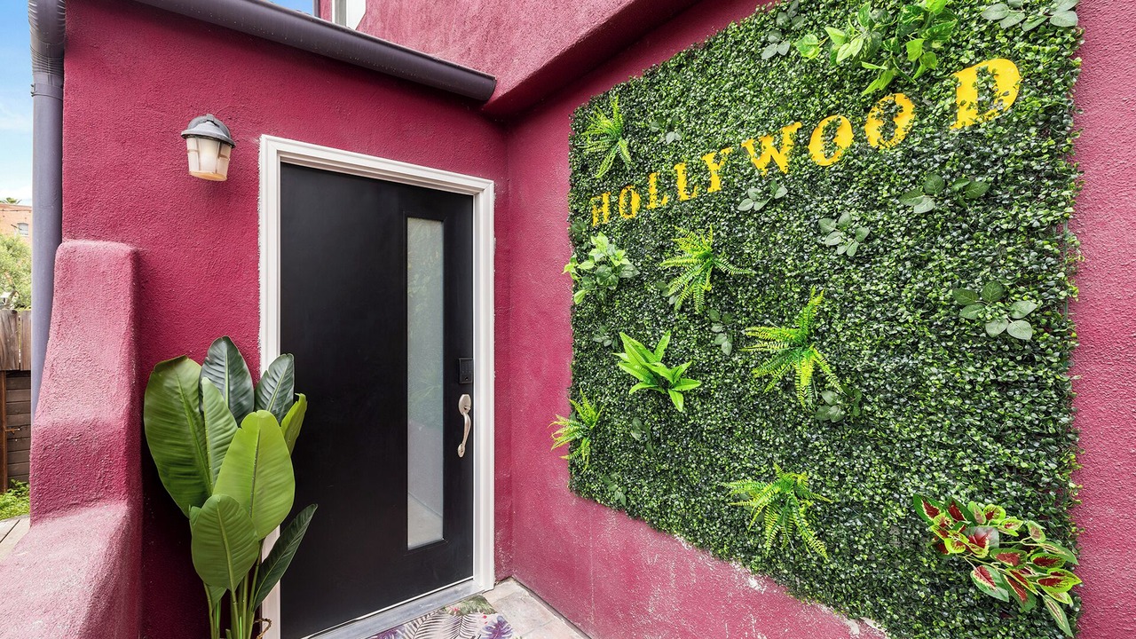 Photo of Outdoor in Hollywood