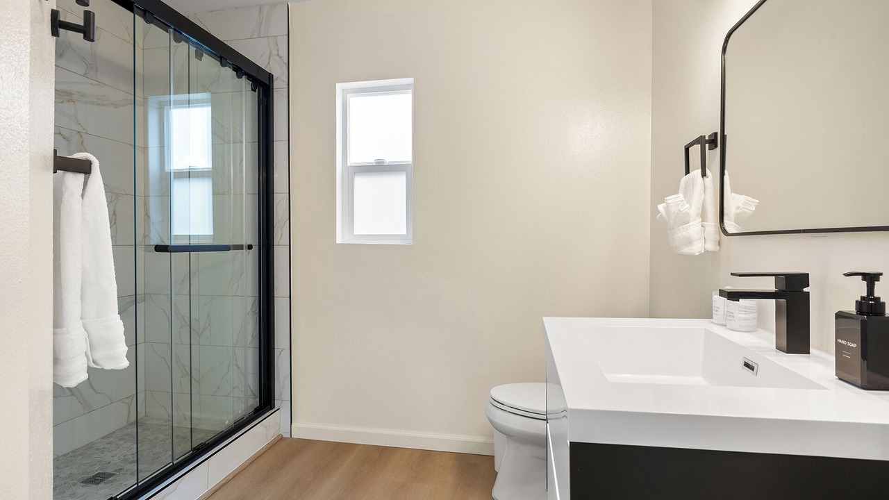 Photo of Bathroom in Hollywood