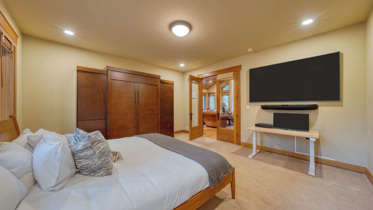 Photo of Bedroom in Olympic Valley