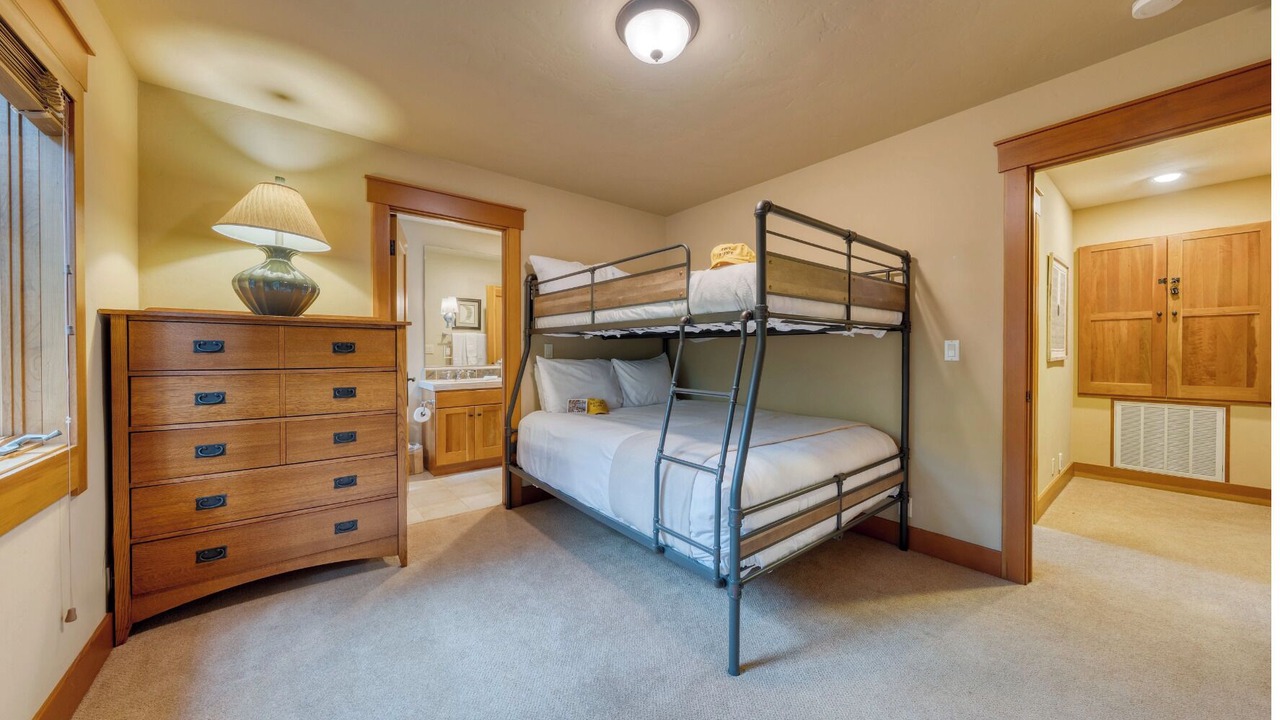 Photo of Bedroom in Olympic Valley