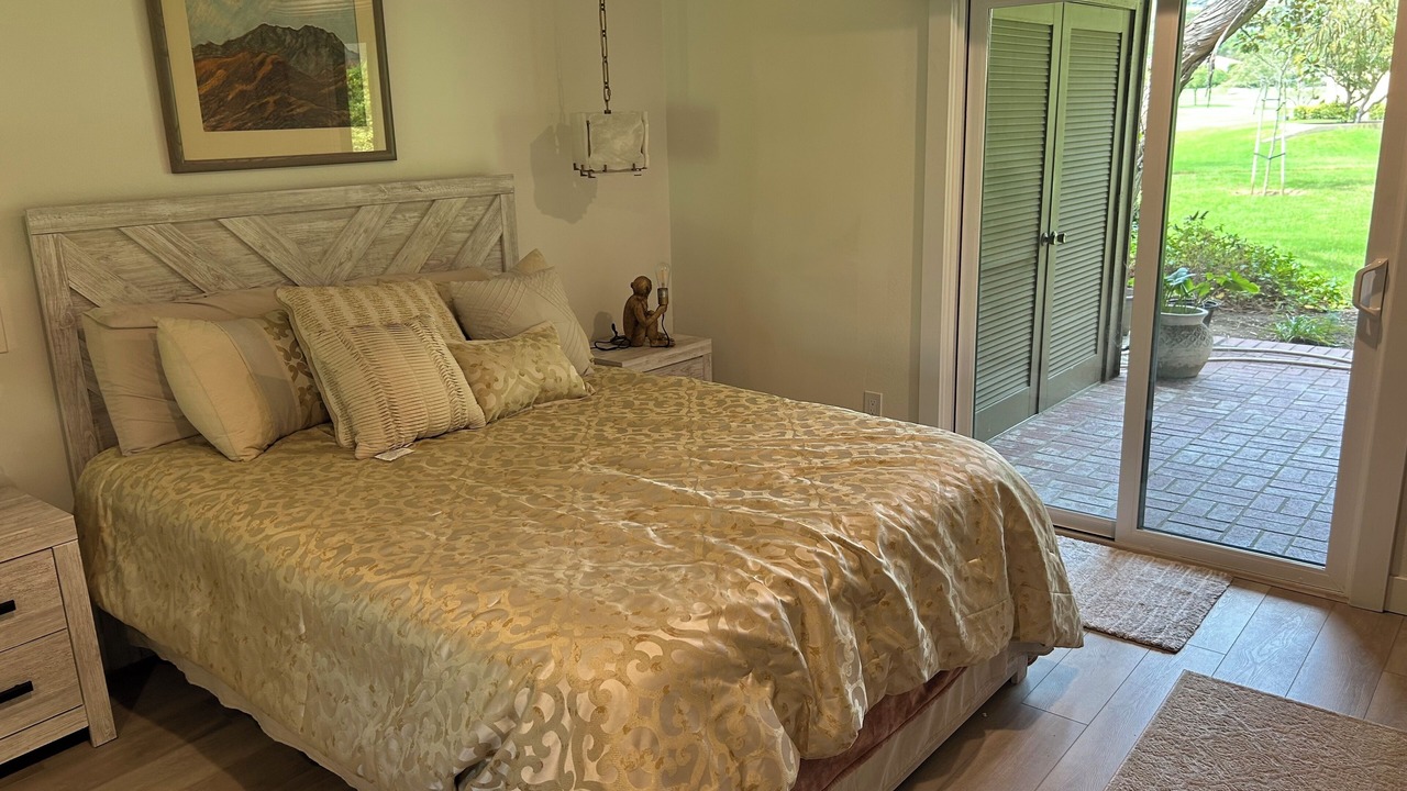 Photo of Bedroom in Laguna Niguel