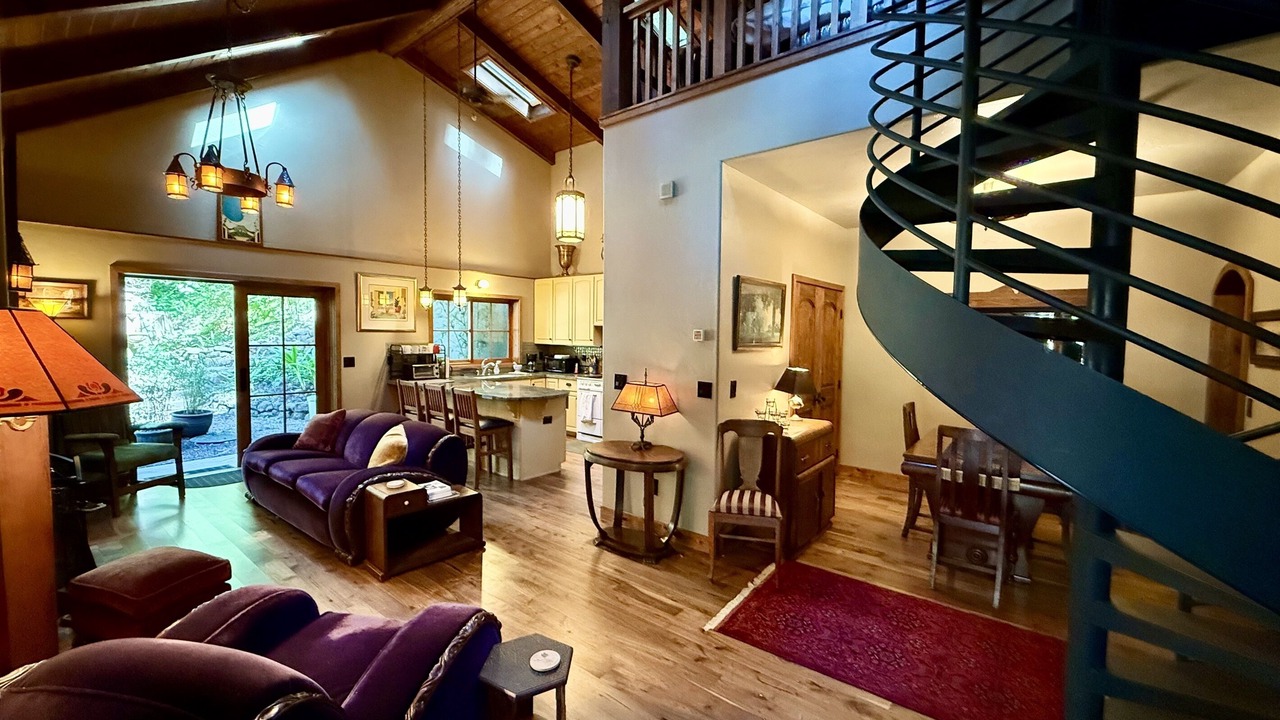 Photo of Livingroom in Forestville