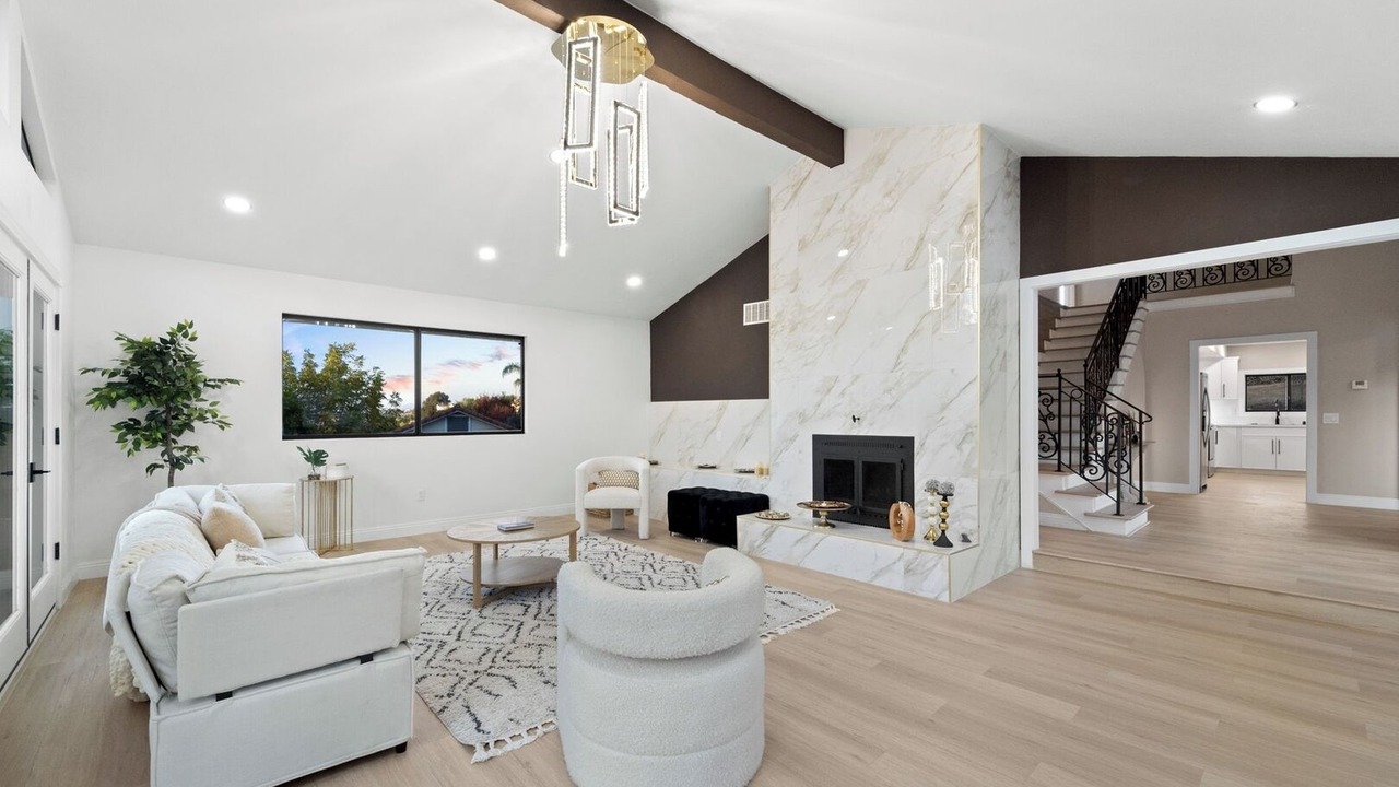 Photo of Livingroom in Vista