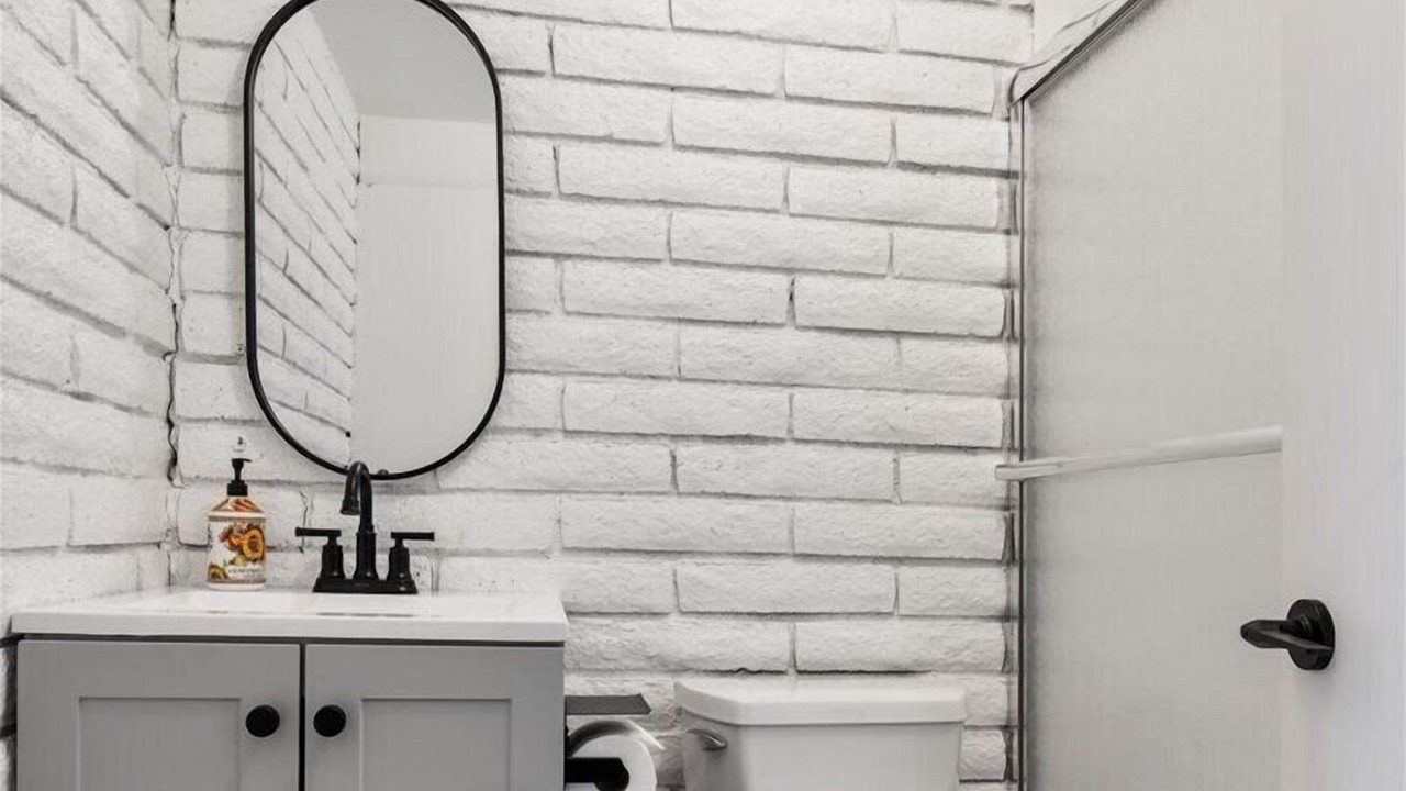 Photo of Bathroom in Prescott Heights