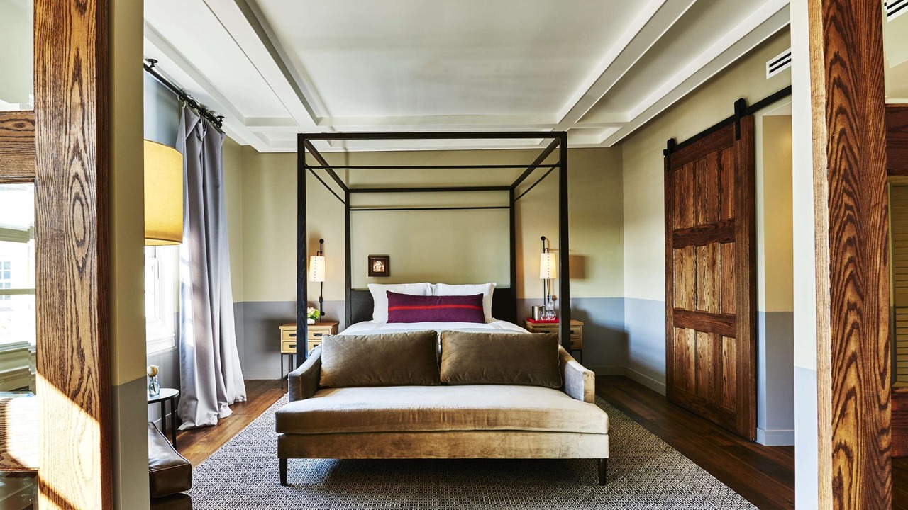 Photo of Bedroom in Hollywood