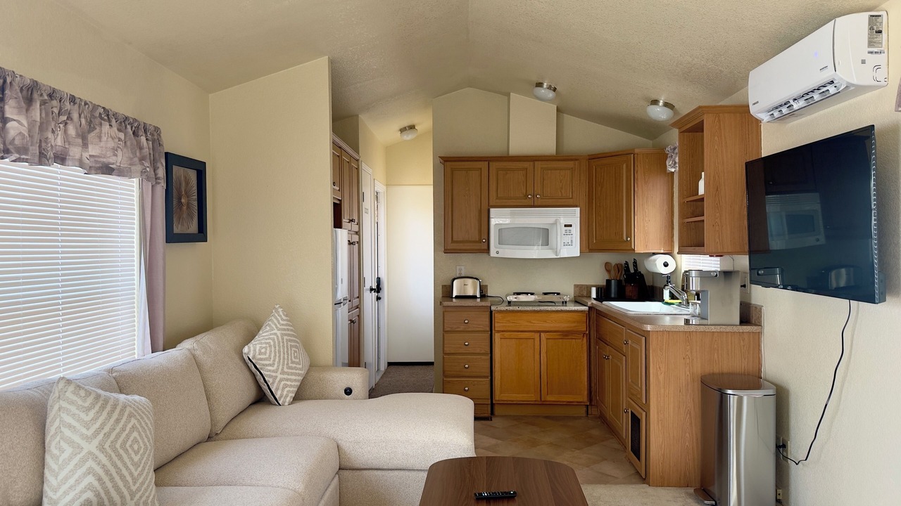 Photo of Livingroom in Hanford