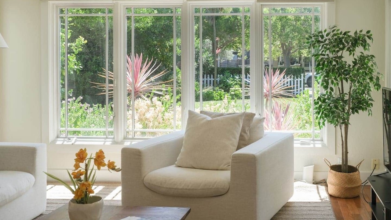 Photo of Livingroom in University South