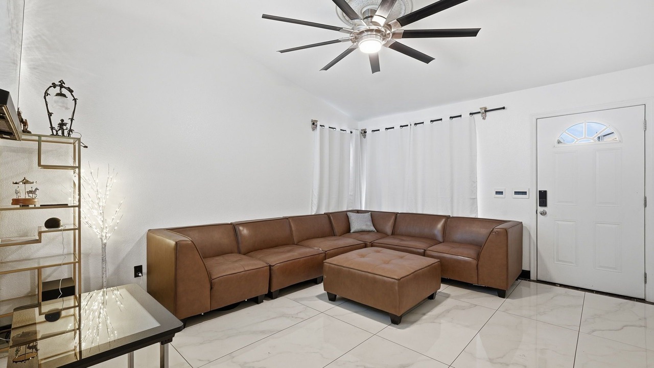 Photo of Livingroom in Chandler