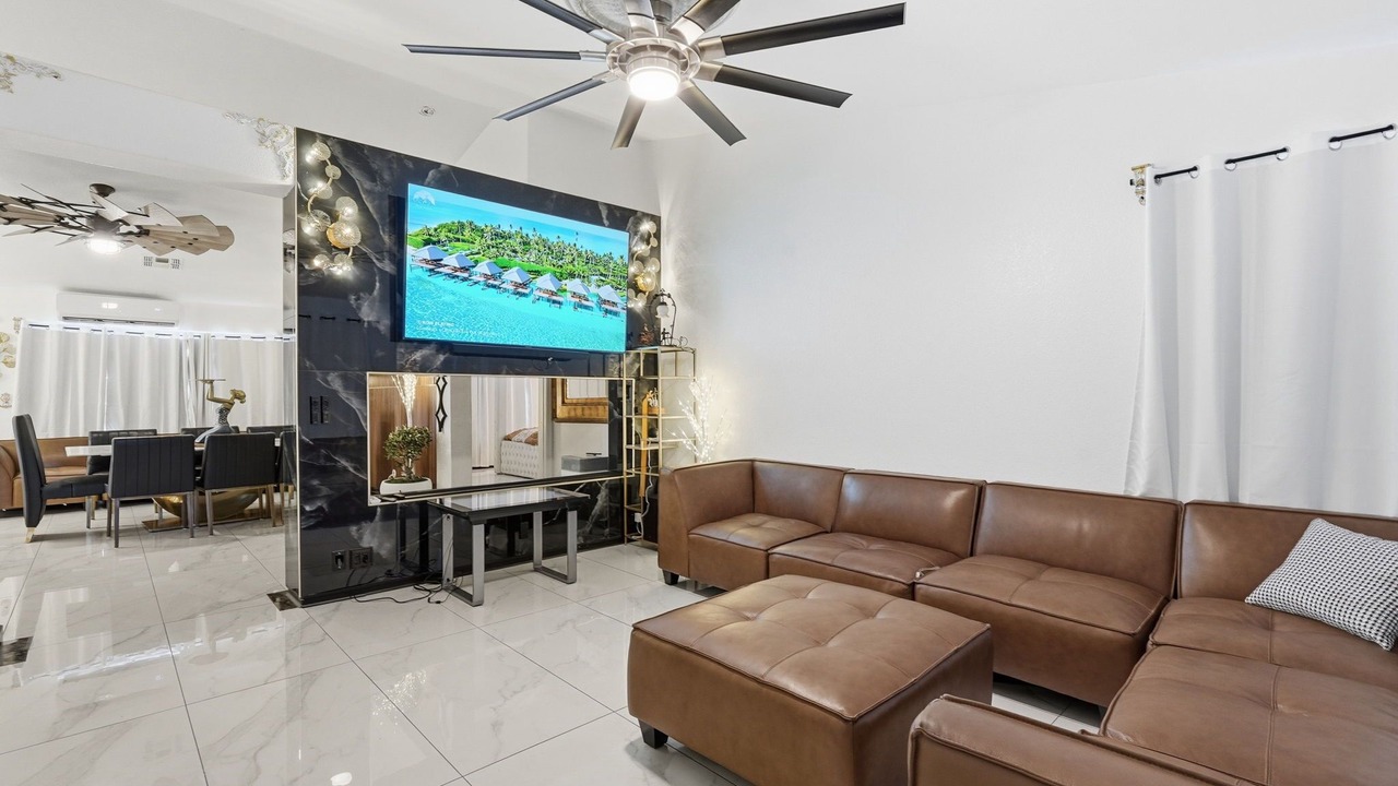 Photo of Livingroom in Chandler