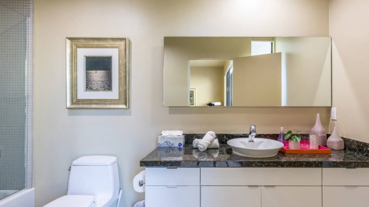 Photo of Bathroom in Baristo