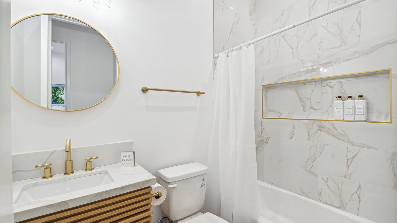 Photo of Bathroom in Burbank