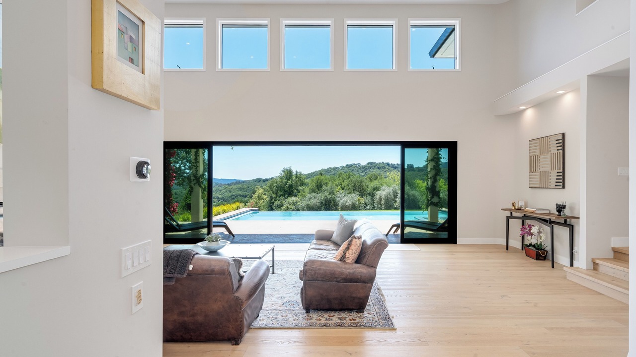 Photo of Livingroom in Glen Ellen