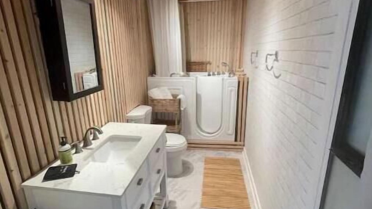 Photo of Bathroom in Glen Ellen