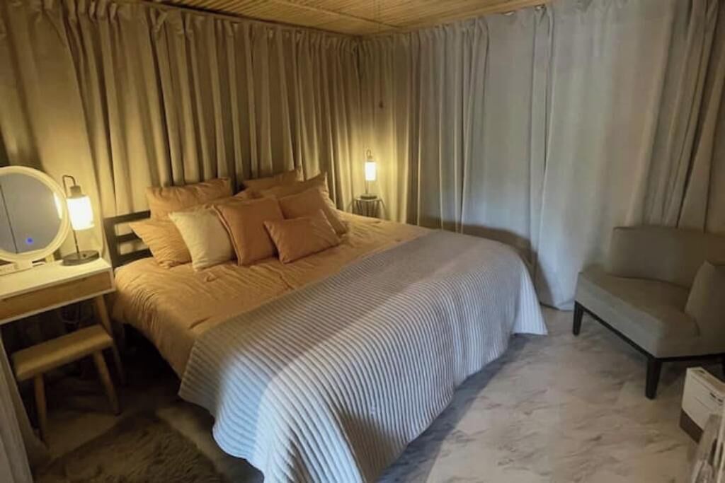 Photo of Bedroom in Glen Ellen