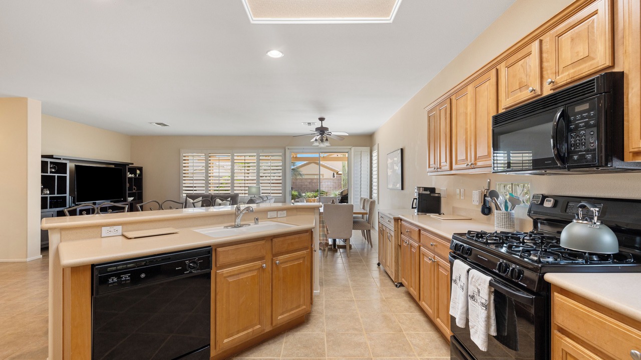 Photo of Kitchen in Desert Palms