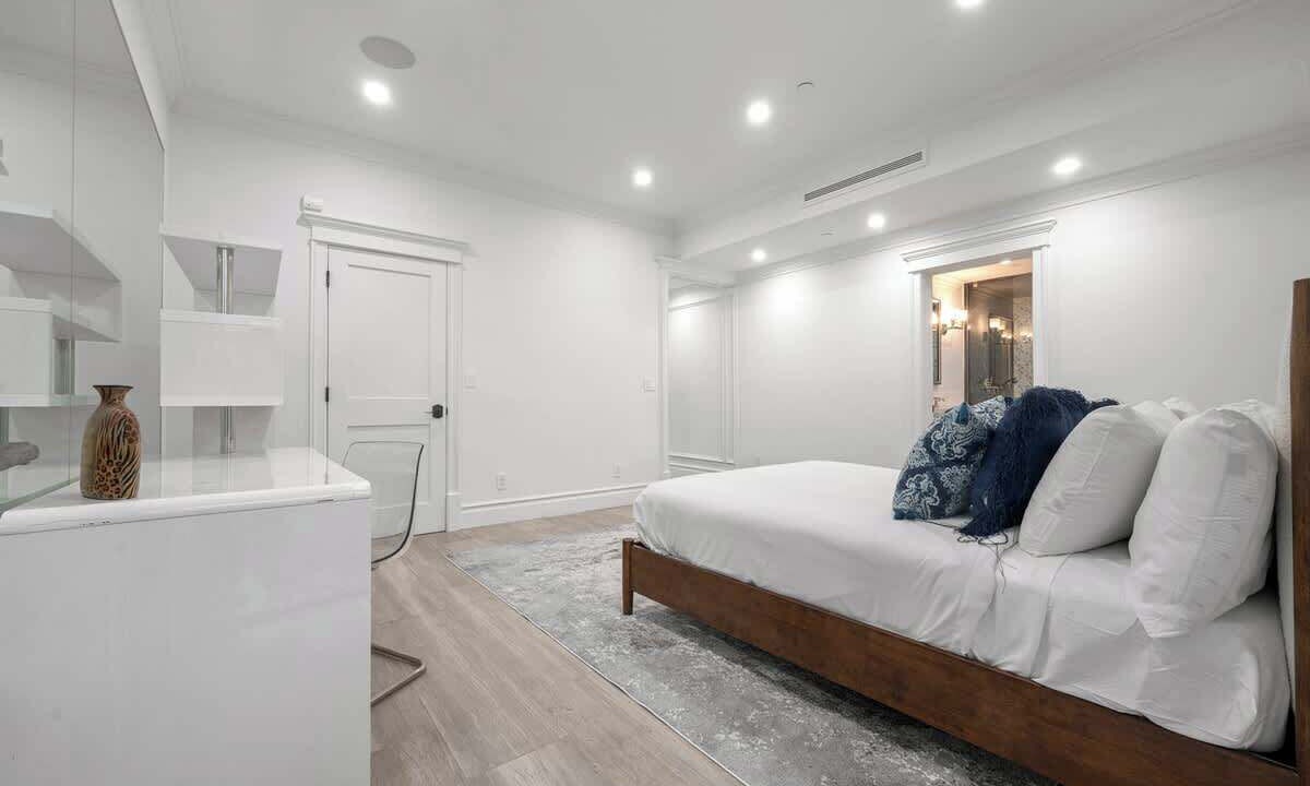 Photo of Bedroom in Brentwood