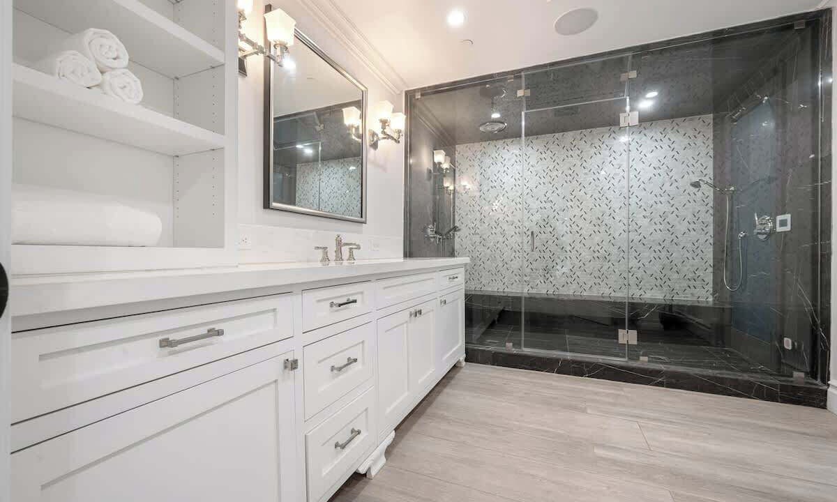 Photo of Bathroom in Brentwood