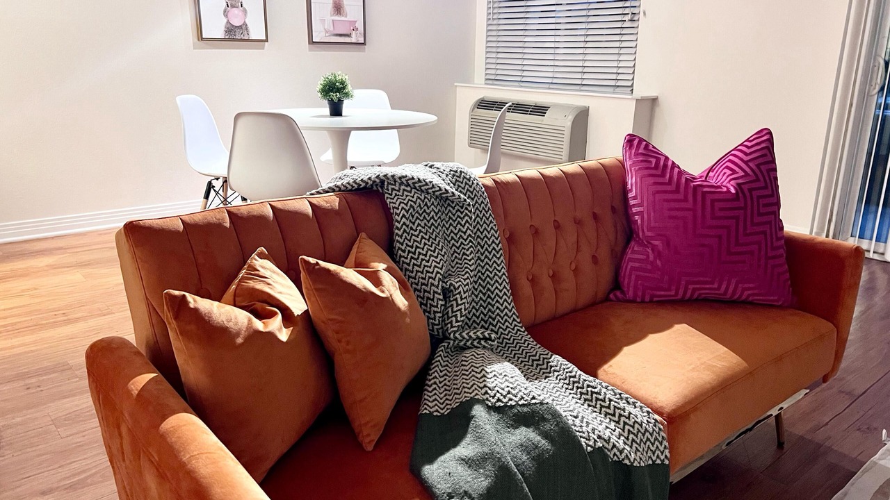 Photo of Livingroom in Silver Strand