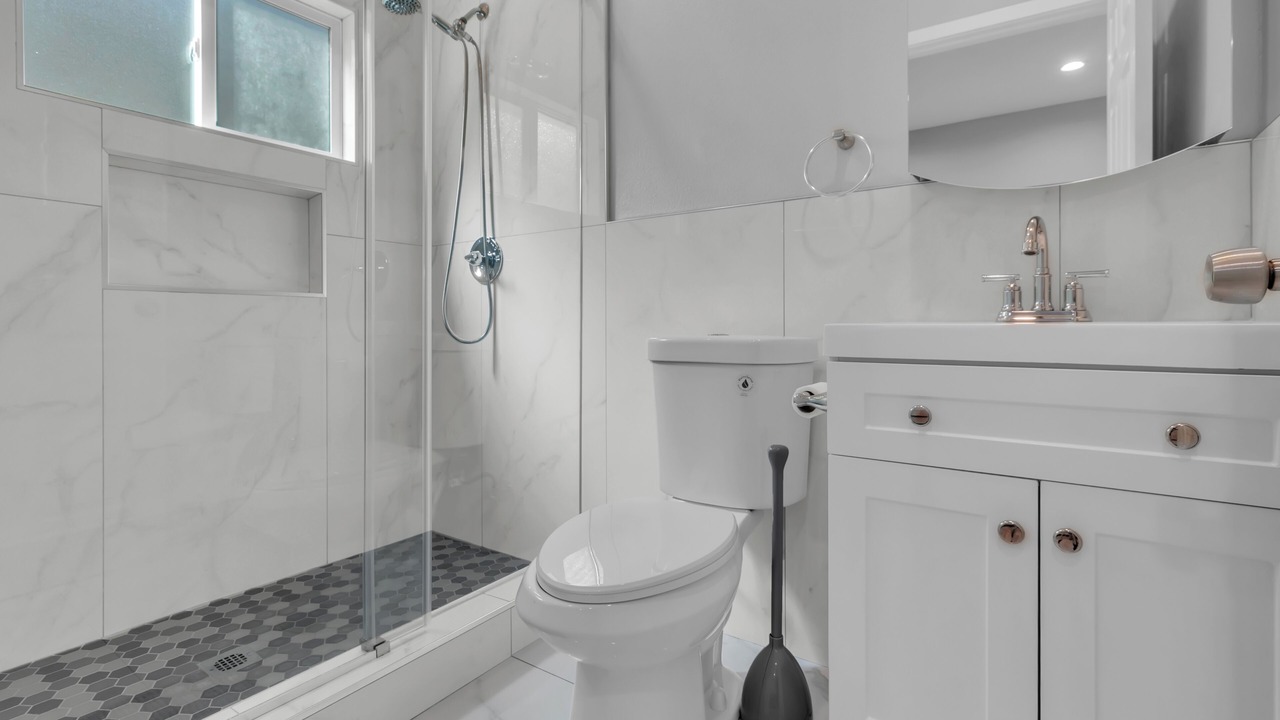 Photo of Bathroom in Southwest Anaheim